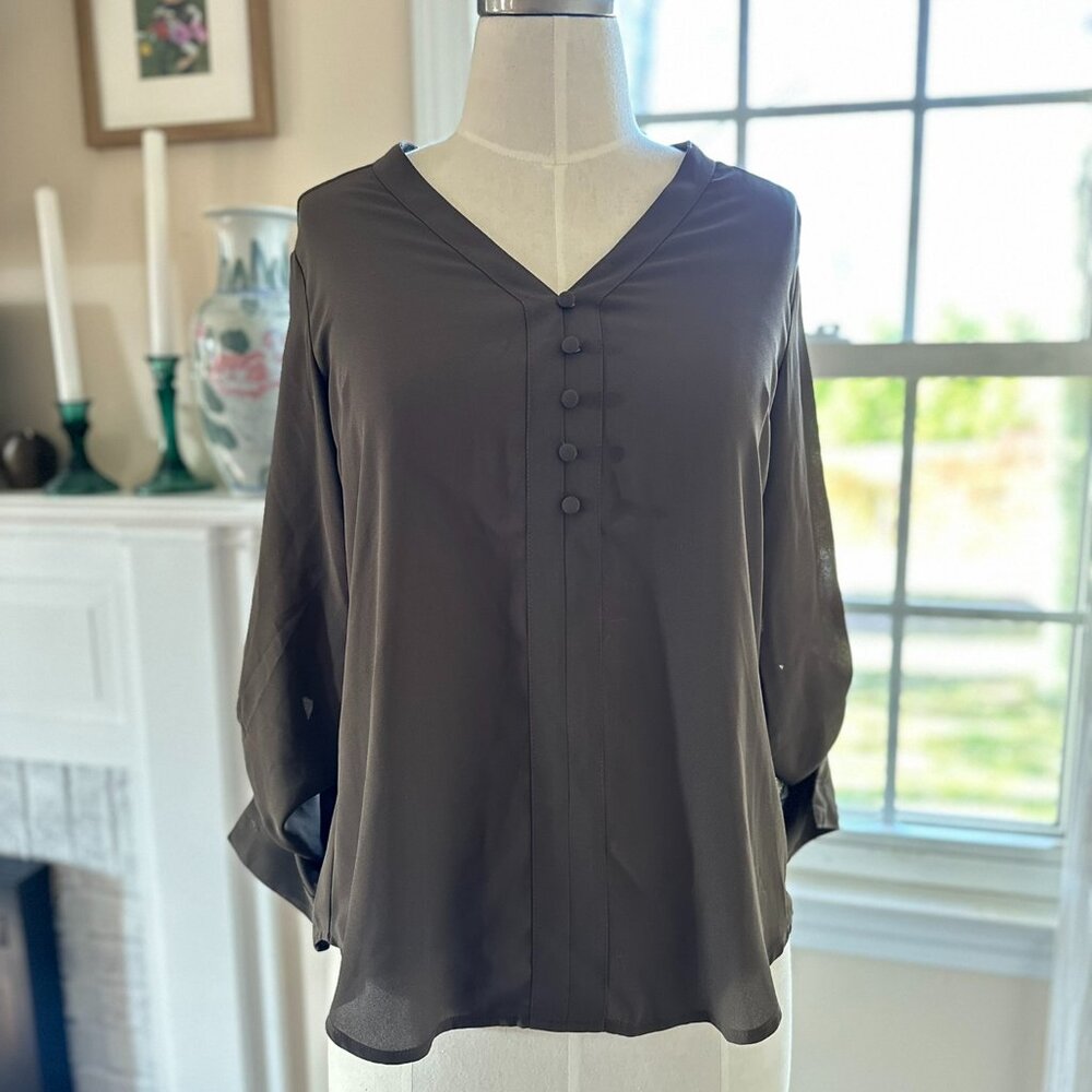 Express Green V-Neck Flowy Blouse